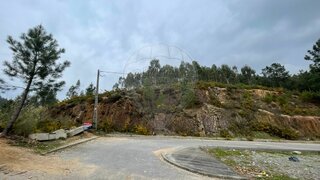 Land for sale in Felgueiras, Portugal — €259,000