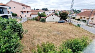 Land for sale in Santa Comba Dão, Portugal — €25,000