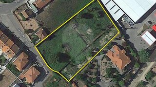 Land for sale in São Pedro do Sul, Portugal — €250,000