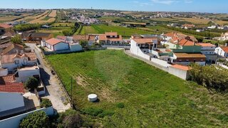 Land for sale in Torres Vedras, Portugal — €185,000