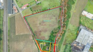 Terreno · 1100 m² · 4500 €
