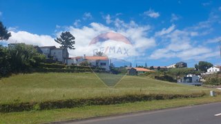 Land for sale in Nordeste, Portugal — €115,000