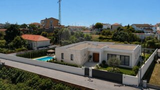 Terreno em São João da Madeira · 780 m² · 125 000 €