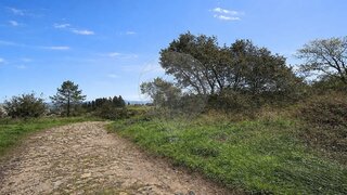 Land for sale in Mafra, Portugal — €85,000