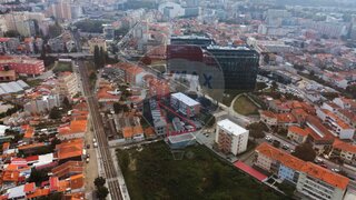 Terreno em Porto · 698 m² · 930 000 €