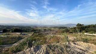 Terreno em Braga · 10 057 m² · 349 900 €