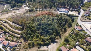 Land for sale in Amarante, Portugal — €100,000
