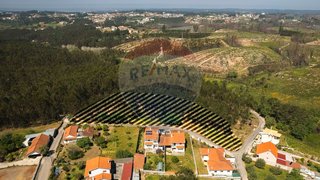 Terreno de 5000 m² em Leiria