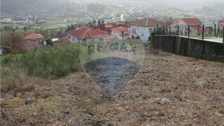 Land for sale in Felgueiras, Portugal — €52,000