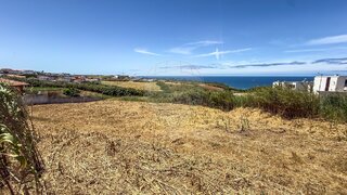 Land for sale in Lourinhã, Portugal — €245,000