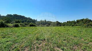 Land for sale in Arcos de Valdevez, Portugal — €33,000