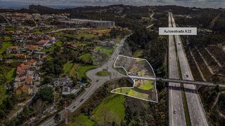 Land for sale in Vila Nova de Gaia, Portugal — €125,000