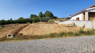 Land for sale in Amarante, Portugal — €75,000