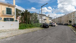 Land for sale in Loures, Portugal — €75,000