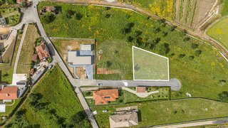 Land for sale in Valença, Portugal — €45,500
