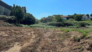 Land for sale in São João da Madeira, Portugal — €87,000