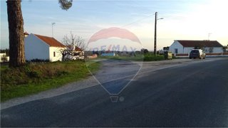 Land for sale in Coruche, Portugal — €100,000