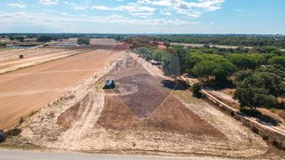 Land for sale in Benavente, Portugal — €200,000