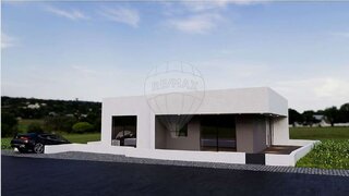 Land for sale in Covilhã, Portugal — €68,000