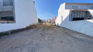 Terreno de 215 m² em Setúbal