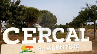 Terreno em Santiago do Cacém · 304 737 m² · 600 000 €