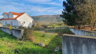 Land for sale in Chaves, Portugal — €69,000