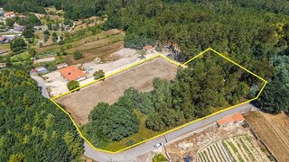 Terreno · 8000 m² · 35 000 €