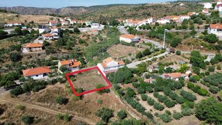 Land for sale in Torre de Moncorvo, Portugal — €25,000