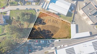Land for sale in Felgueiras, Portugal — €139,000