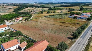 Land for sale in Lourinhã, Portugal — €135,000