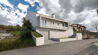 Land for sale in Batalha, Portugal — €55,000