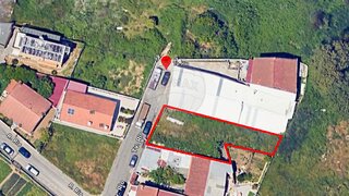 Land for sale in Vila Nova de Gaia, Portugal — €65,000