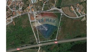 Land for sale in Batalha, Portugal — €250,000