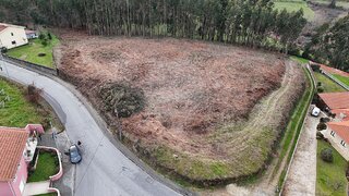 Land for sale in Felgueiras, Portugal — €250,000