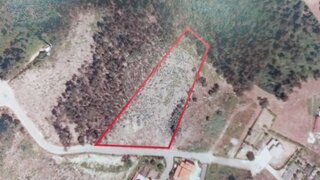 Land for sale in Paredes, Portugal — €79,000