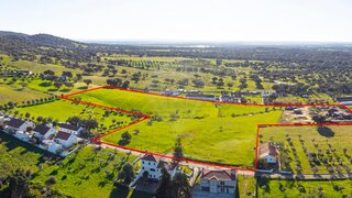 Land for sale in Montemor-o-Novo, Portugal — €550,000