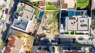 Land for sale in Almada, Portugal — €180,000