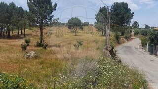 Land for sale in Porto de Mós, Portugal — €248,000