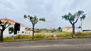Land for sale in Torres Novas, Portugal — €65,000