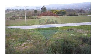 Land for sale in Gouveia, Portugal — €29,000