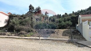 Land for sale in Paredes, Portugal — €50,000