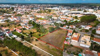 Terreno para venda em Marinha Grande, Portugal — 225 000 €