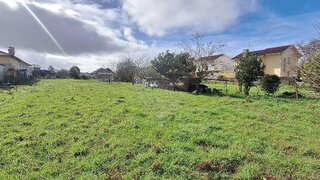 Land for sale in Valença, Portugal — €420,000