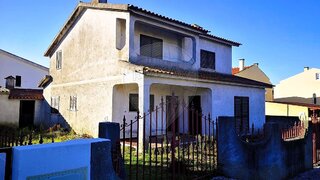 Land for sale in Óbidos, Portugal — €345,000