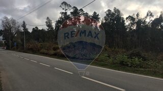 Land for sale in Santa Maria da Feira, Portugal — €145,000