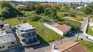 Terreno em Oliveira do Bairro · 263 m² · 35 000 €
