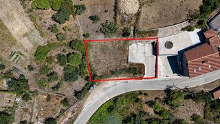 Terreno em Coimbra · 500 m² · 16 500 €