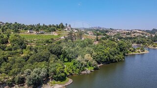 Land for sale in Marco de Canaveses, Portugal — €270,000
