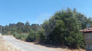 Land for sale in Paredes, Portugal — €140,000