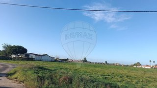 Land for sale in Benavente, Portugal — €800,000